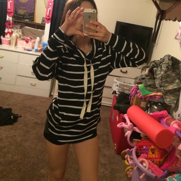 SOLD⭕️ - Picture 2 of 2