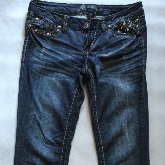 Antique Rivet Jeans - Picture 3 of 3