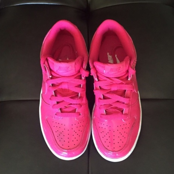 Nike Low Dunks 6.5
