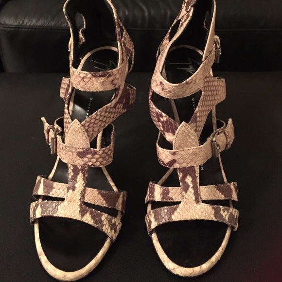 Giuseppe zanotti snakeskin heels