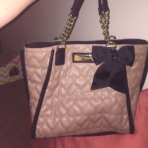 Beautiful Betsey Johnson purse!
