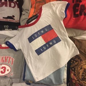 Omighty big Sean IDFWU Tommy Hilfiger crop top