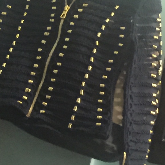 Balmain - Picture 3 of 3