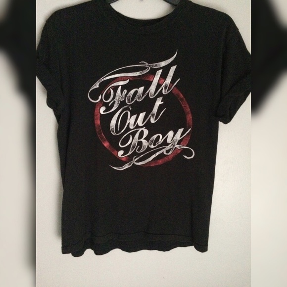 Black fall out boy t-shirt