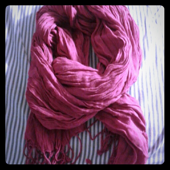 FUCHSIA SCARF