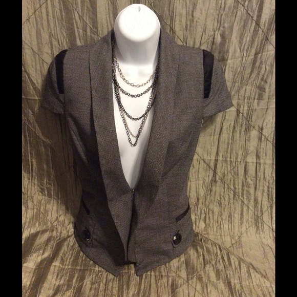 XOXO Short Sleeve Career Jacket