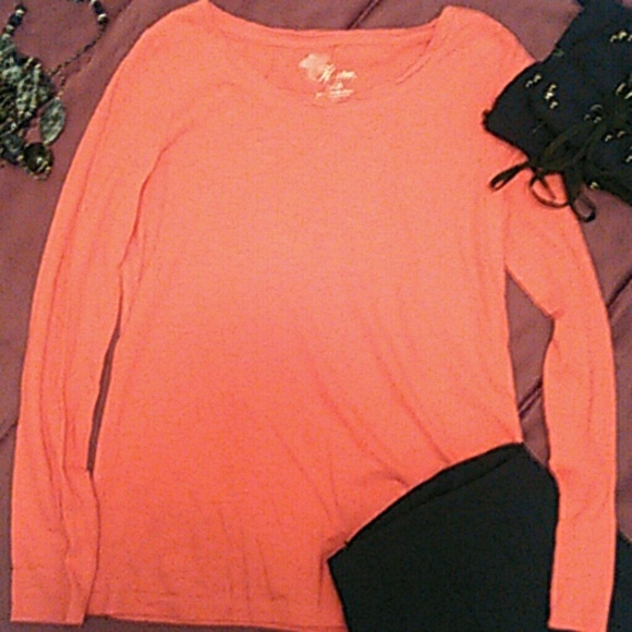 Salmon long sleeve - Picture 2 of 4