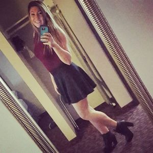 Meet your Posher, Ashley