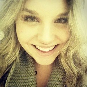 Meet your Posher, Katelyn