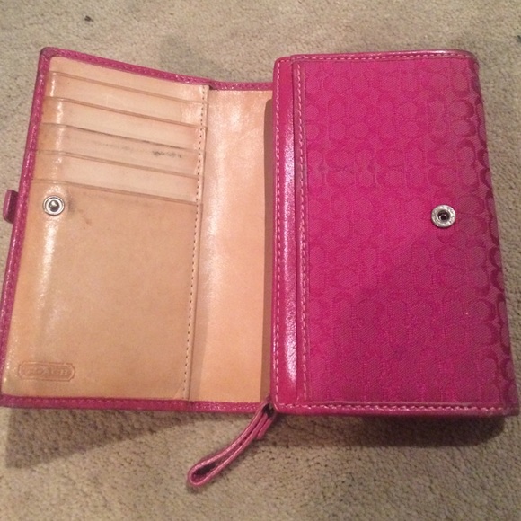 Coach wallet - Picture 2 of 4