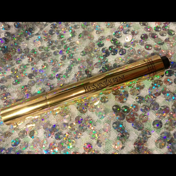YSL Touché Éclat Radiant Touch