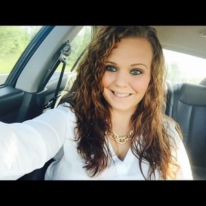 Meet your Posher, Haley