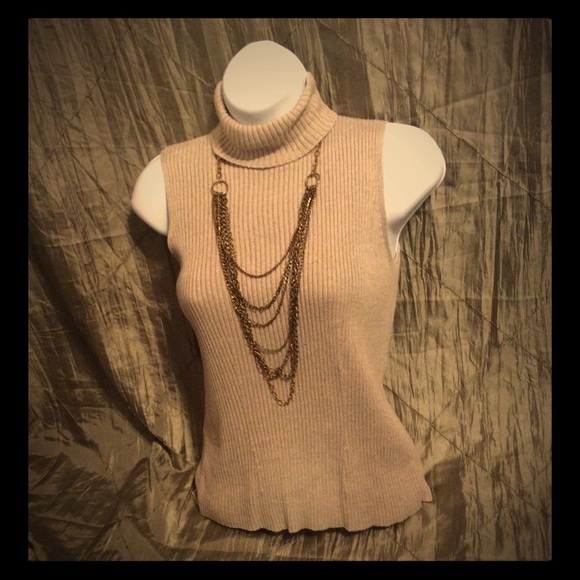 Nude Sleeveless Turtleneck Classy Silk Sweater - M