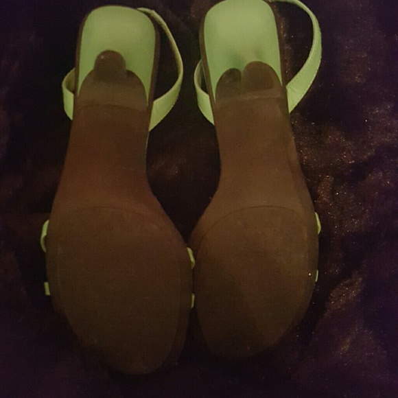 Tommy Hilfiger strapy heels - Picture 3 of 3