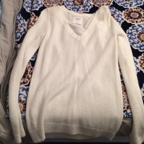 Abercrombie and Fitch sweater