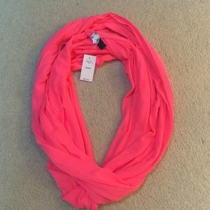 NWT Gap Infinity Scarf