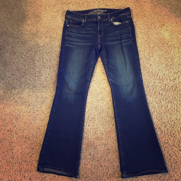 American eagle kick boot jeans
