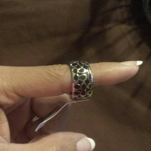 Coach ring - Picture 2 of 3