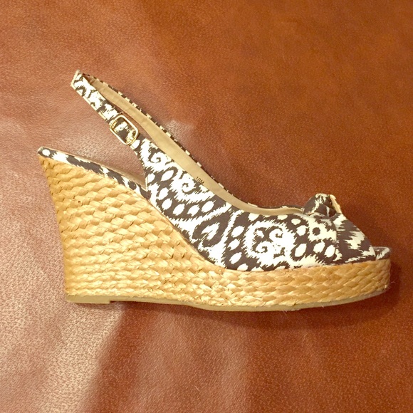 Mia wedge heels