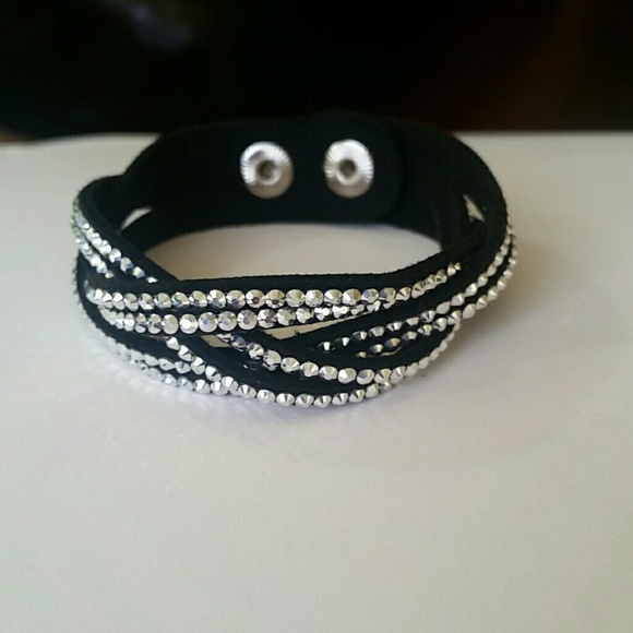 Black Bracelet - Picture 2 of 4