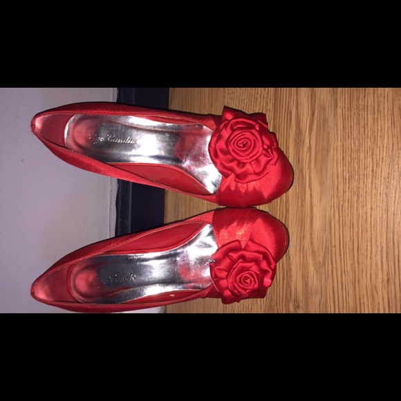 Eye Candie Heels - Picture 1 of 3