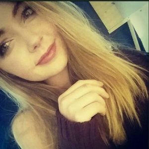 Meet your Posher, Abby