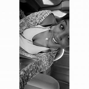 Meet your Posher, Janay