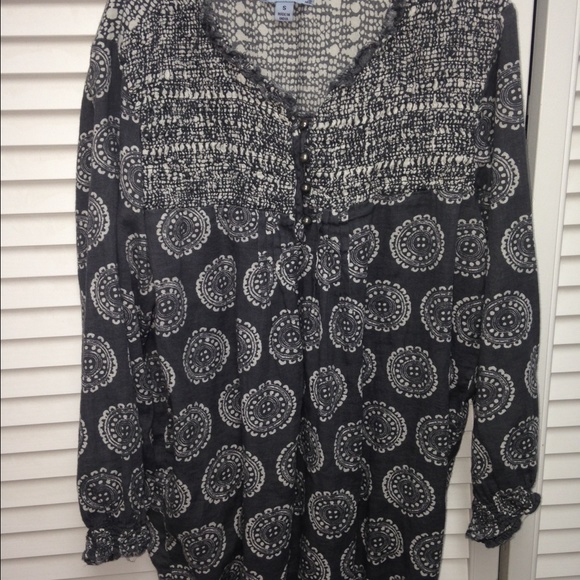 Adorable soft 3/4 sleeve shirt
