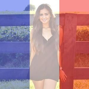 Meet your Posher, Olivia