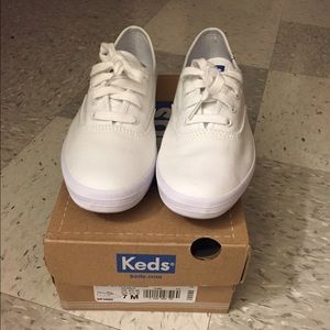BRAND NEW IN BOX White Keds