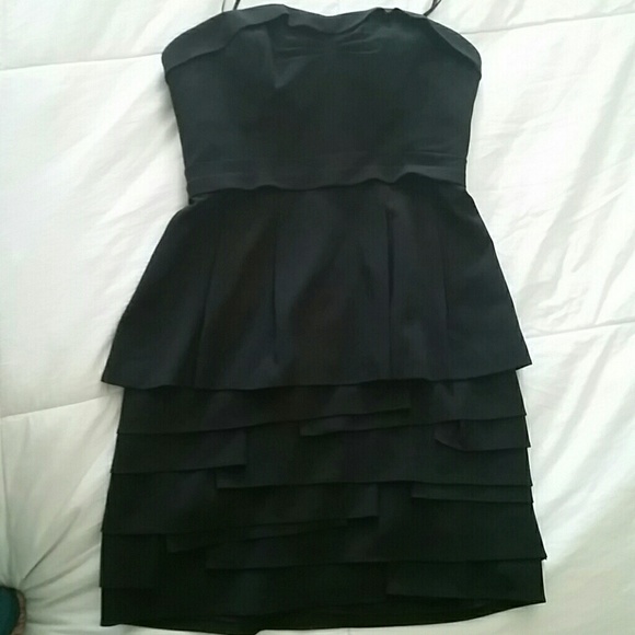 BCBGMaxAzria Dresses & Skirts - Beautiful BCBG little black dress!