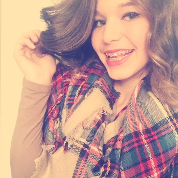 Meet your Posher, Andley - Picture 1 of 1