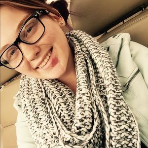 Meet your Posher, Devon