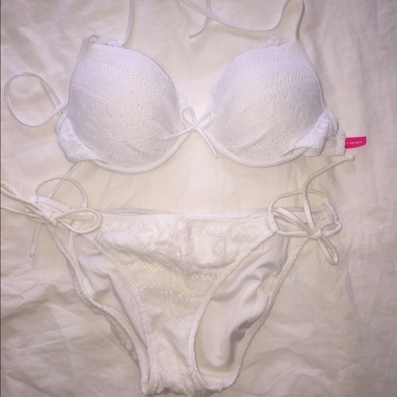 Victoria's Secret bombshell bikini set