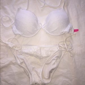 Victoria's Secret bombshell bikini set