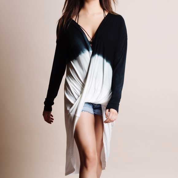 X "Moonlight" Twist Front Long Sleeve Ombré Top - Picture 3 of 4