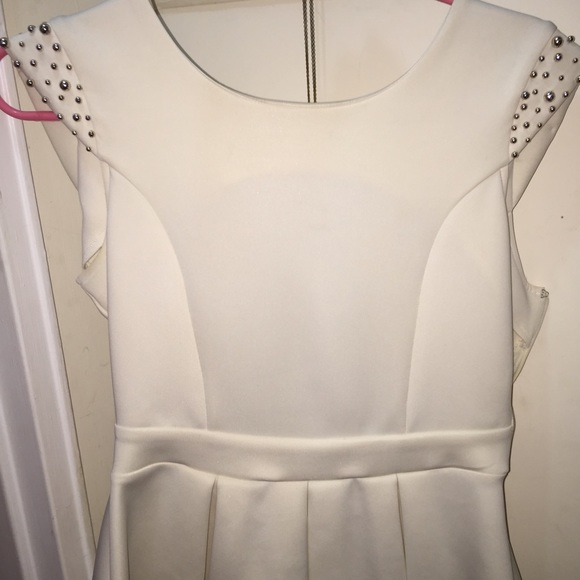 White Peplum Top - Picture 1 of 2