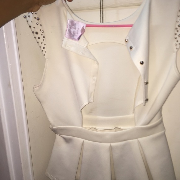 White Peplum Top - Picture 2 of 2