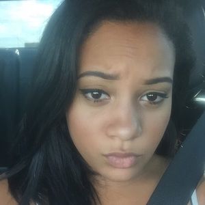 Meet your Posher, Eliseah