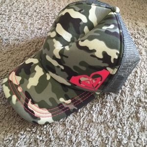Camo roxy SnapBack hat