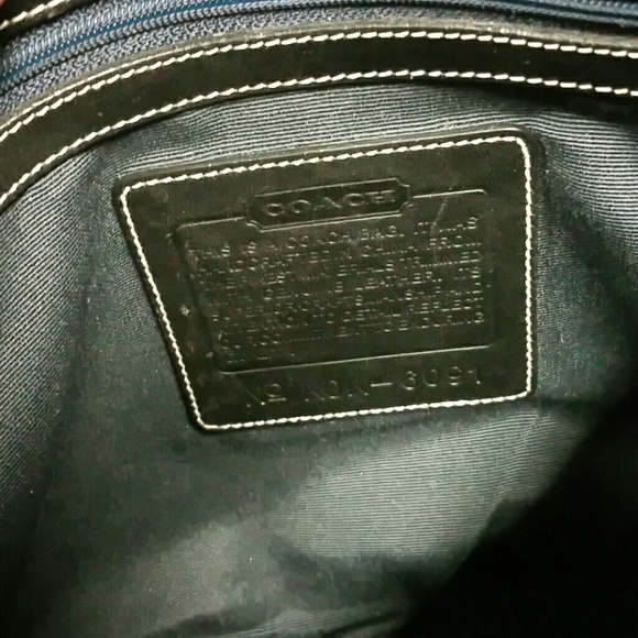 Cute Authentic Coach Mini - Picture 2 of 5