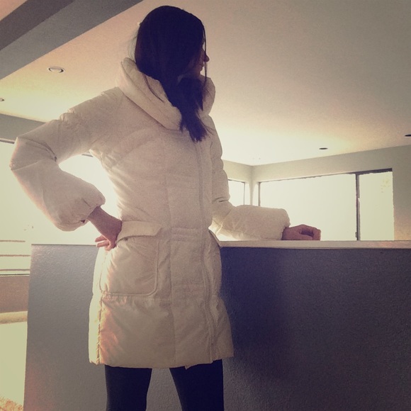 Betsy Johnson puffer coat, off white, size S
