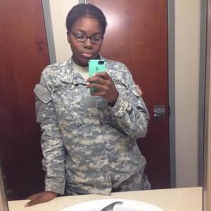 Meet your Posher, Vanessa