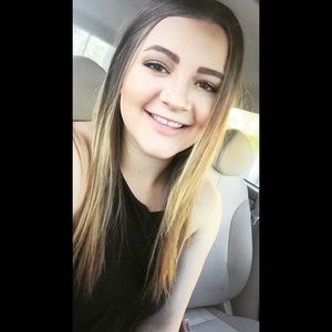 Meet your Posher, Mackenzie