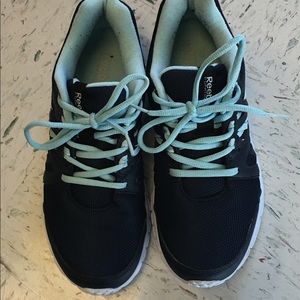 Reebok Tennis Shoes Navy and Turquoise!