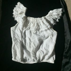 100% Cotton on or off shoulder crop top