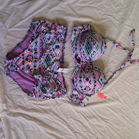 Wet seal plus size 2 piece bikini swim