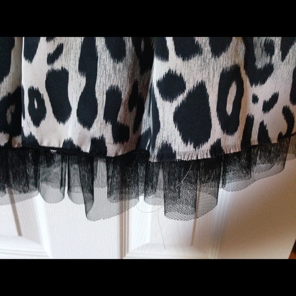 🌐Donated🌐 New Cream Black Animal Print Dress - Picture 2 of 4