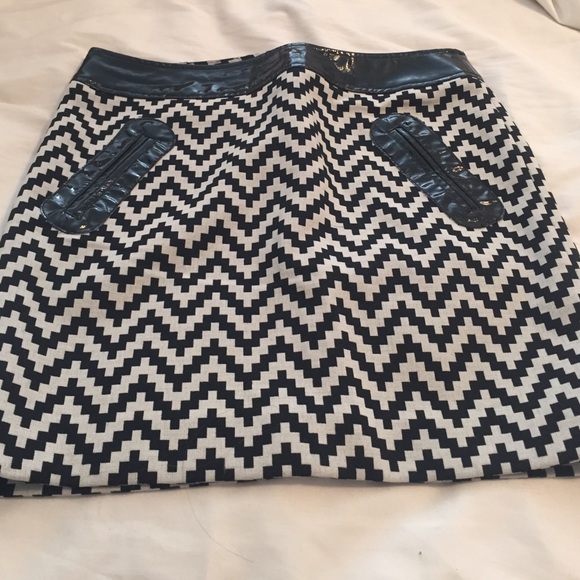 Black and white Mini Skirt