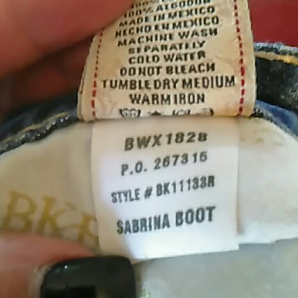 Very Sexy and Gently worn - Picture 4 of 4